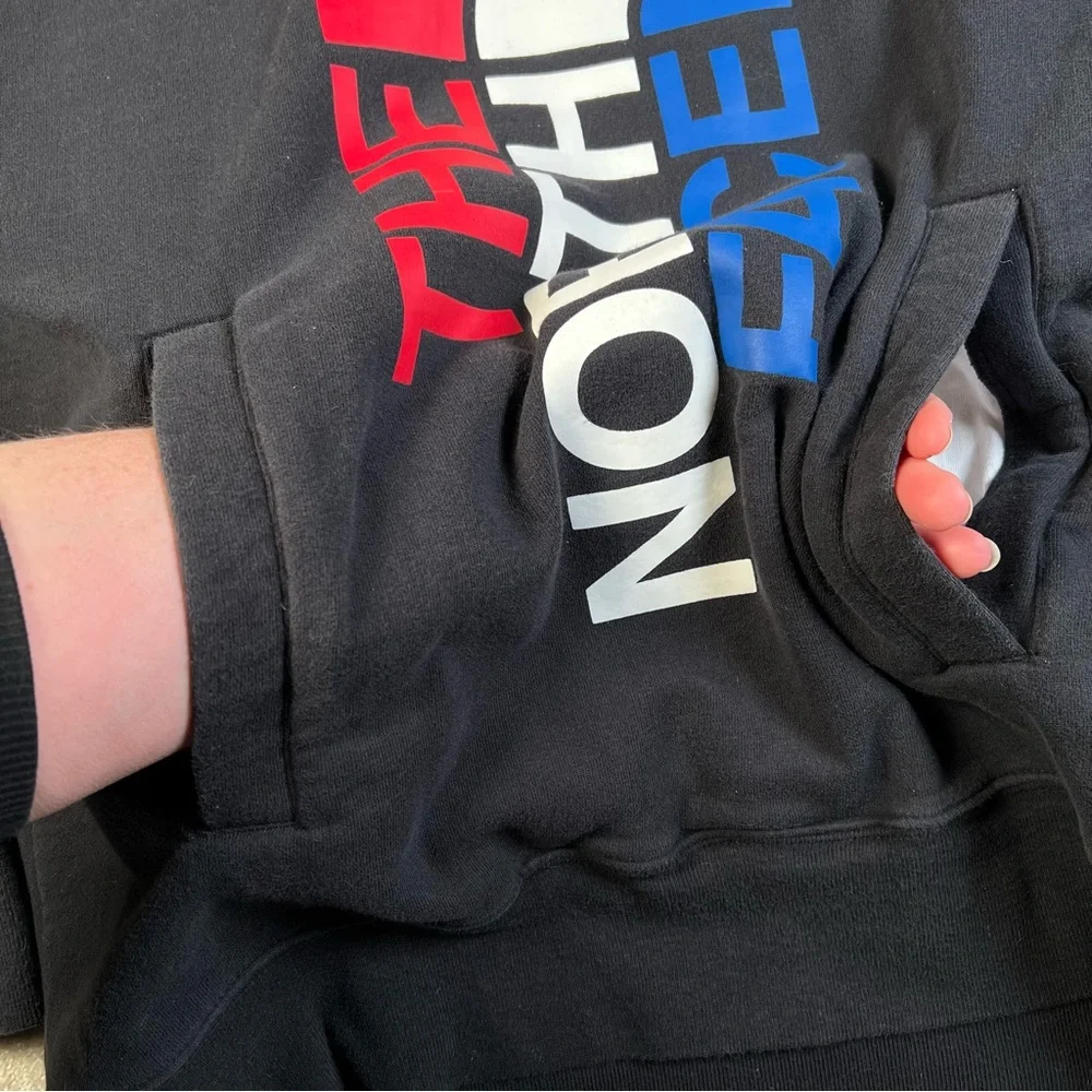 The North Face Hoodie Black Red/white/blue Logo front Kangaroo Pouch men's med